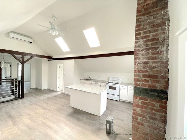 1419 Route 376 5, Wappingers Falls, NY 12590