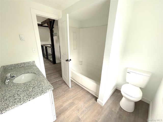 1419 Route 376 5, Wappingers Falls, NY 12590