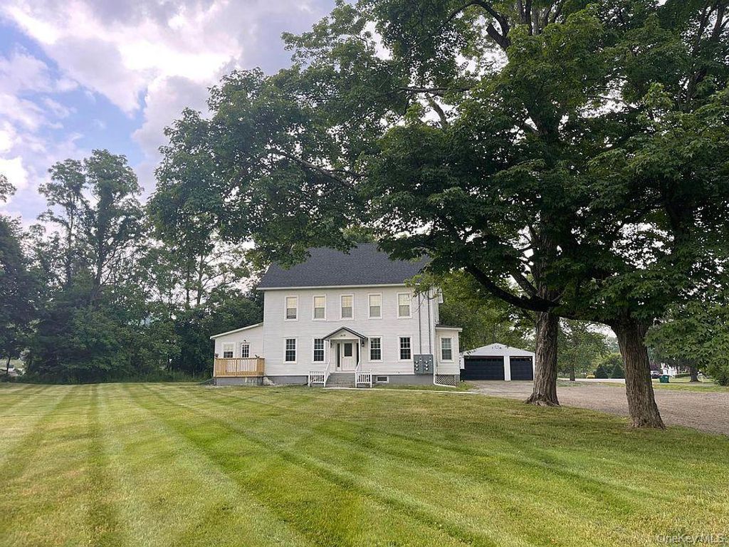 1419 Route 376 5, Wappingers Falls, NY 12590