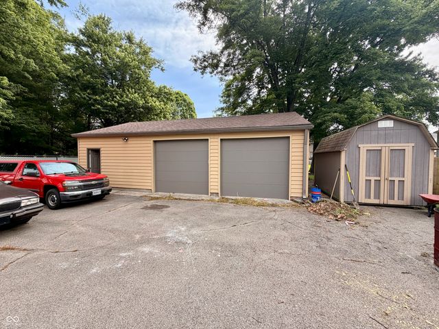 1929 N Avon Avenue, Avon, IN 46123