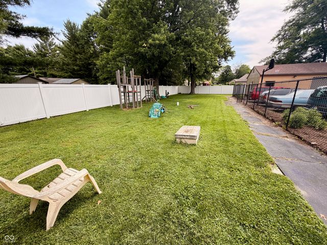 1929 N Avon Avenue, Avon, IN 46123