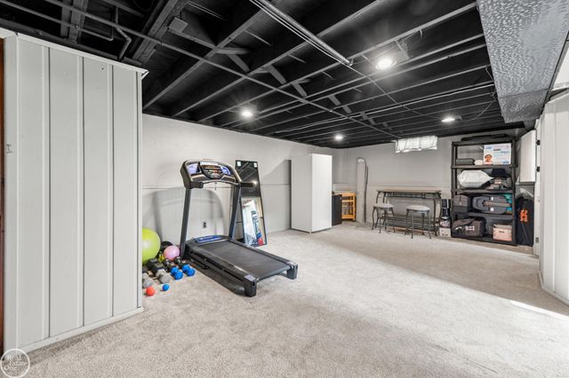26730 Ursuline Street, Saint Clair Shores, MI 48081