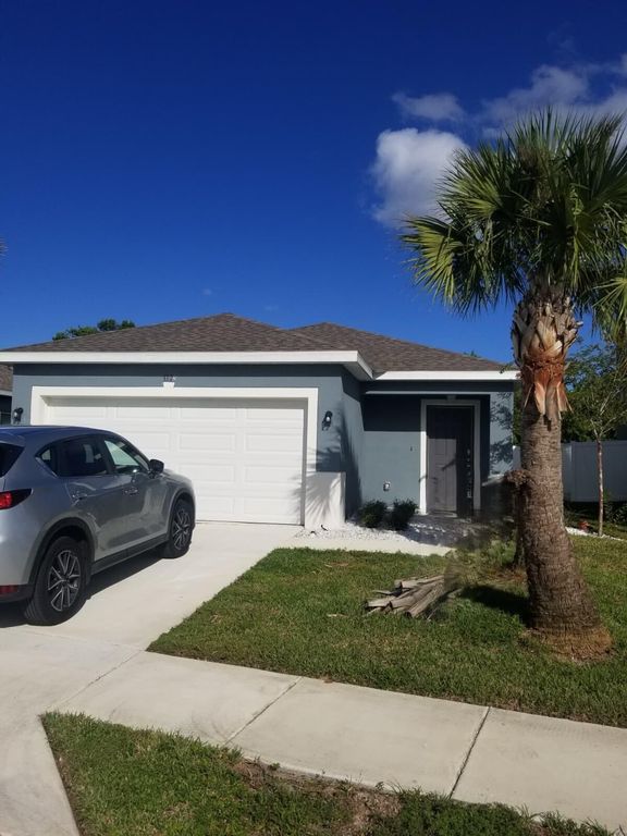 3376 N Park Drive, Fort Pierce, FL 34982
