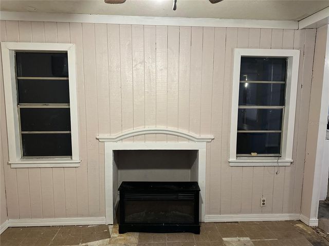 2030 NE 117TH AVENUE, Silver Springs, FL 34488