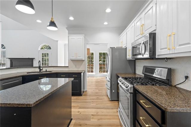 6224 Germantown Drive, Flowery Branch, GA 30542