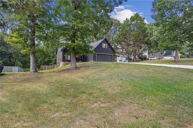 6224 Germantown Drive, Flowery Branch, GA 30542