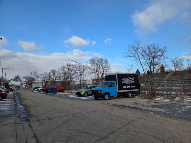 1432 N Kilpatrick Avenue, Chicago, IL 60651