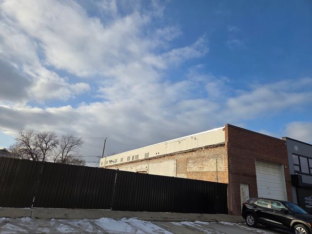 1432 N Kilpatrick Avenue, Chicago, IL 60651