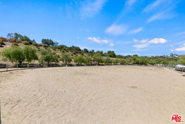 13418 Nightsky Drive, Camarillo, CA 93012