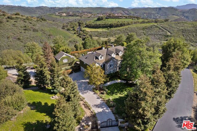 13418 Nightsky Drive, Camarillo, CA 93012