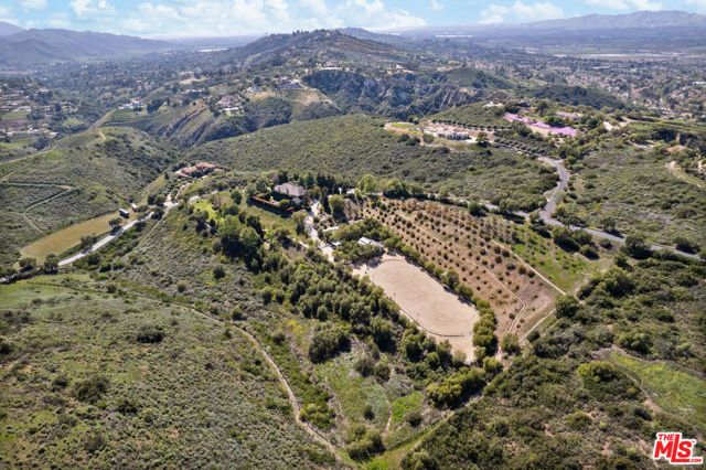 13418 Nightsky Drive, Camarillo, CA 93012