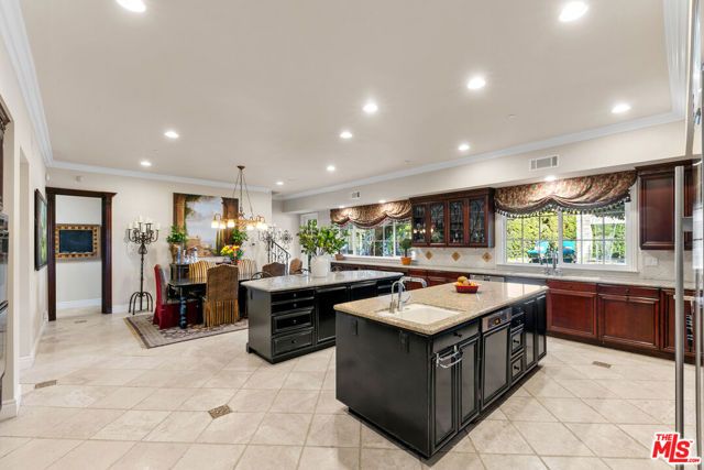 13418 Nightsky Drive, Camarillo, CA 93012