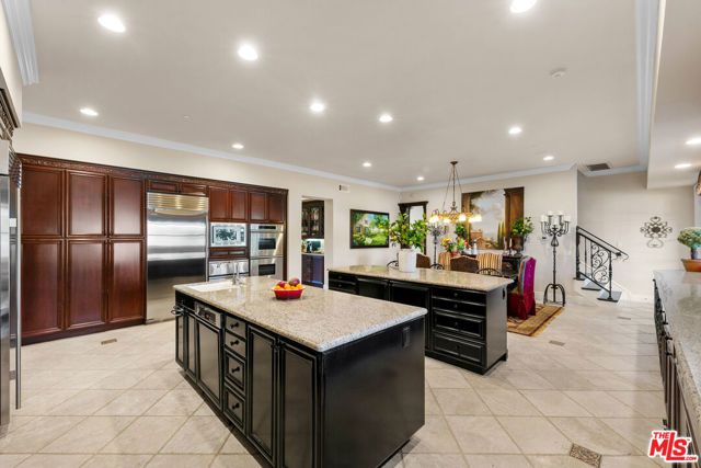 13418 Nightsky Drive, Camarillo, CA 93012