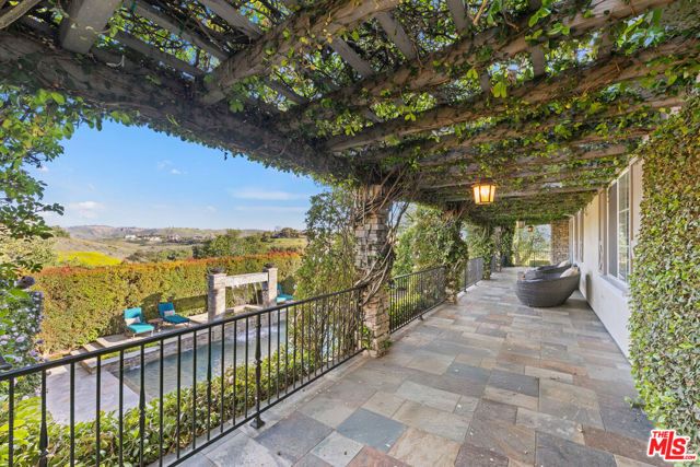 13418 Nightsky Drive, Camarillo, CA 93012