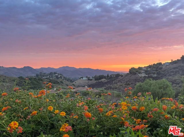 13418 Nightsky Drive, Camarillo, CA 93012