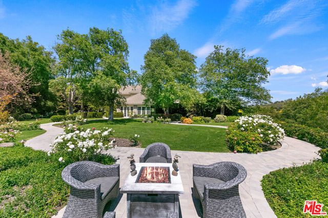 13418 Nightsky Drive, Camarillo, CA 93012