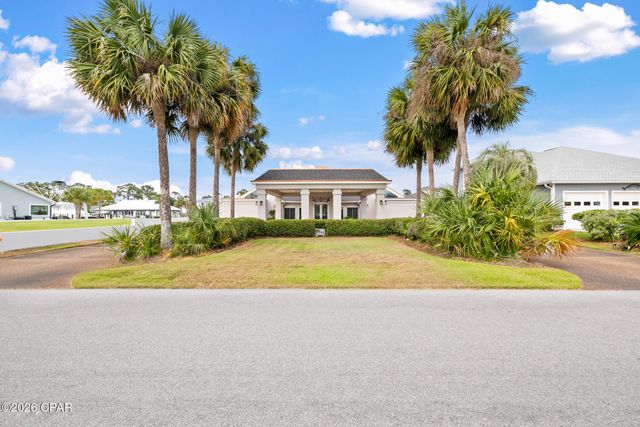 559 Wahoo Road, Panama City Beach, FL 32408
