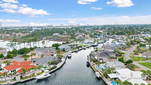 559 Wahoo Road, Panama City Beach, FL 32408
