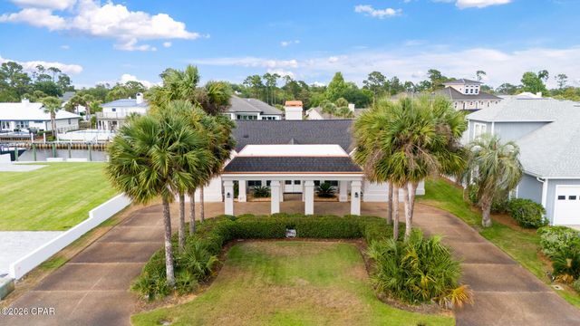 559 Wahoo Road, Panama City Beach, FL 32408