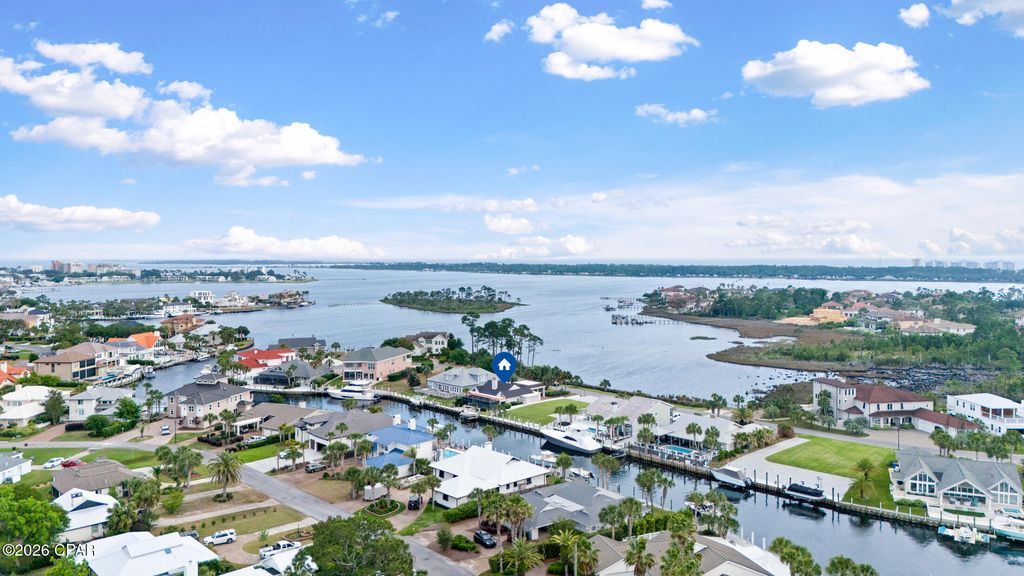 559 Wahoo Road, Panama City Beach, FL 32408