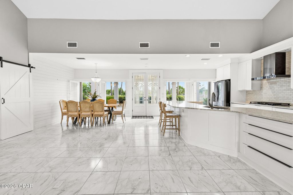 Image 13 of property listing at 559 Wahoo Road, Panama City Beach, FL 32408