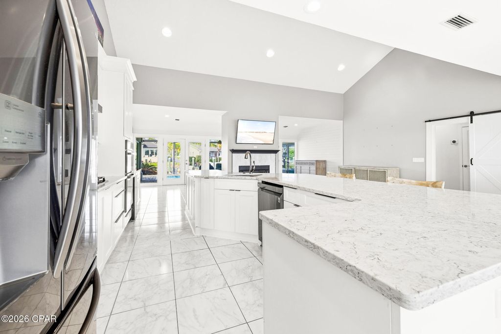 Image 16 of property listing at 559 Wahoo Road, Panama City Beach, FL 32408