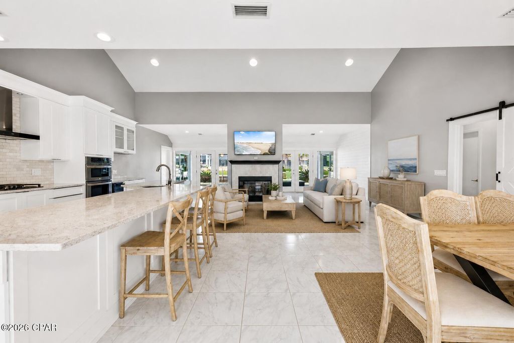 Image 9 of property listing at 559 Wahoo Road, Panama City Beach, FL 32408