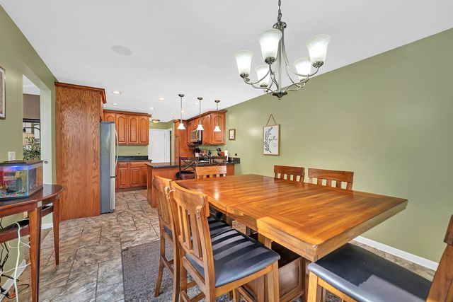 307 W Main Street, Gardner, IL 60424