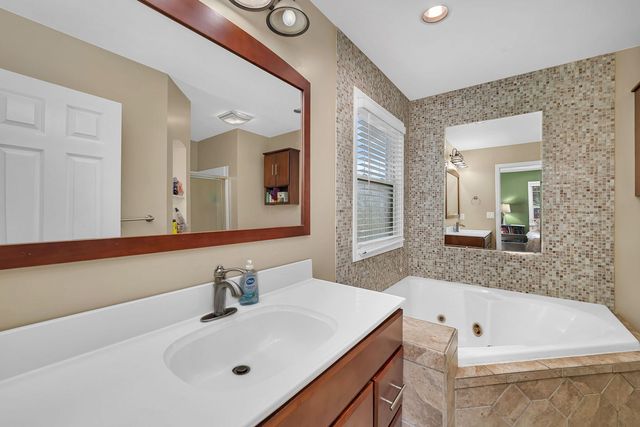 307 W Main Street, Gardner, IL 60424
