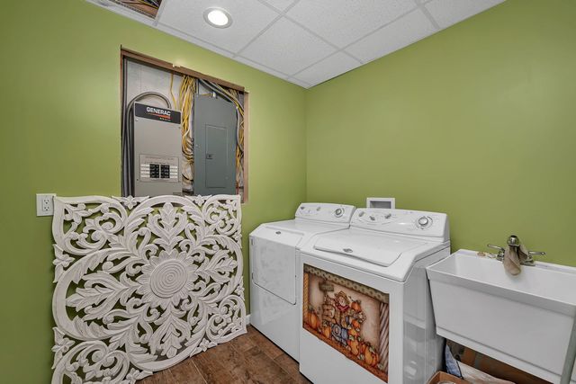 307 W Main Street, Gardner, IL 60424