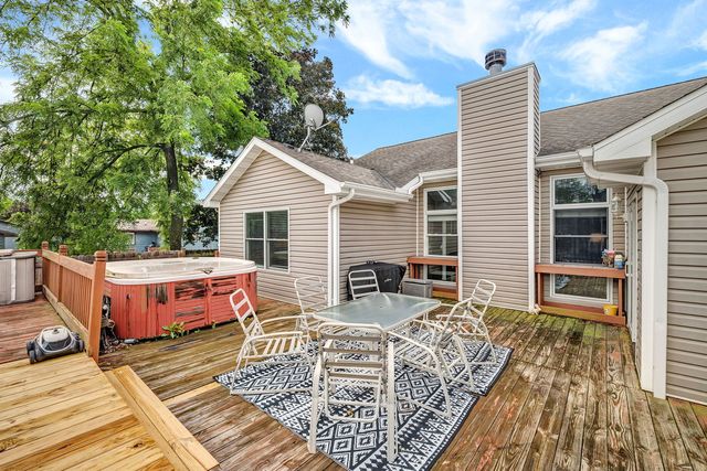 307 W Main Street, Gardner, IL 60424