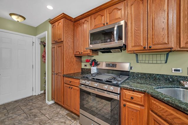 307 W Main Street, Gardner, IL 60424