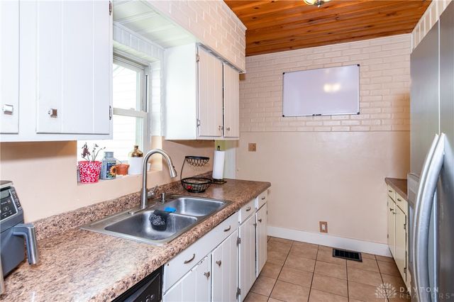 315 E Westbrook Road, Clayton, OH 45415