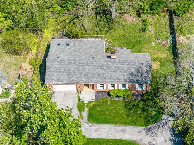 315 E Westbrook Road, Clayton, OH 45415