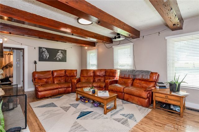 315 E Westbrook Road, Clayton, OH 45415