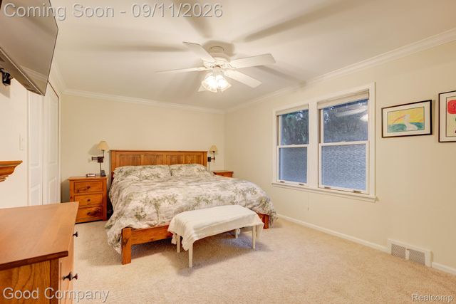 203 Aqua Court, Royal Oak, MI 48073