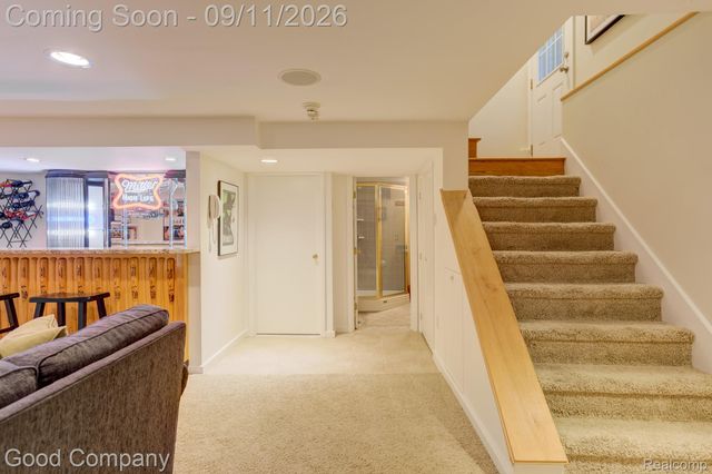 203 Aqua Court, Royal Oak, MI 48073