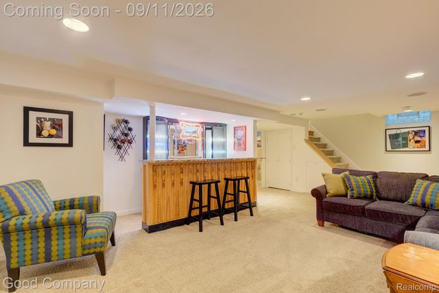 203 Aqua Court, Royal Oak, MI 48073