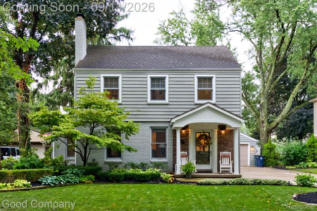 203 Aqua Court, Royal Oak, MI 48073