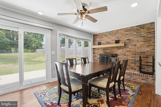 31 VERMILLION LN, Levittown, PA 19054