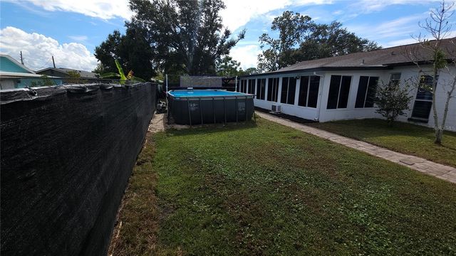 305 GARDENIA ROAD, Kissimmee, FL 34743