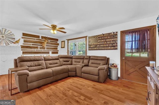 340 TOM BELL Road, Milner, GA 30257