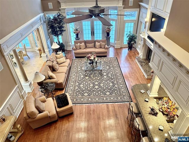 457 Devonshire Drive, Franklin Lakes, NJ 07417