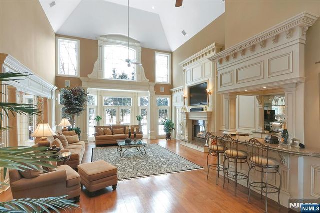 457 Devonshire Drive, Franklin Lakes, NJ 07417