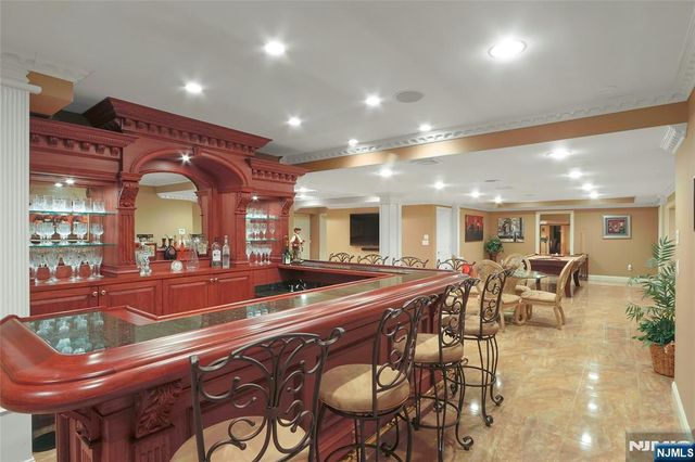 457 Devonshire Drive, Franklin Lakes, NJ 07417