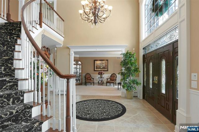 457 Devonshire Drive, Franklin Lakes, NJ 07417