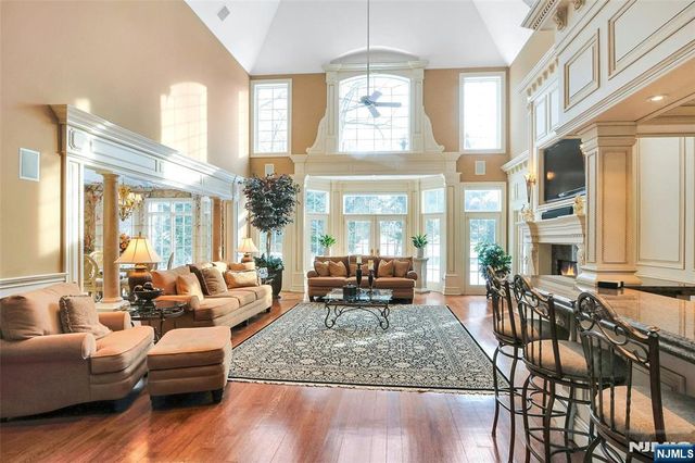 457 Devonshire Drive, Franklin Lakes, NJ 07417