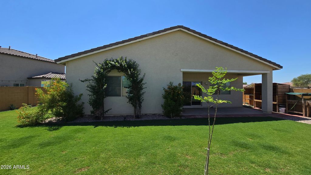 2590 N COOLIDGE Avenue, Casa Grande, AZ 85122 — photo 2
