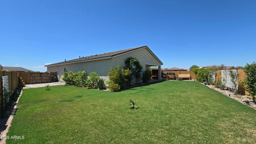 2590 N COOLIDGE Avenue, Casa Grande, AZ 85122 — photo 3