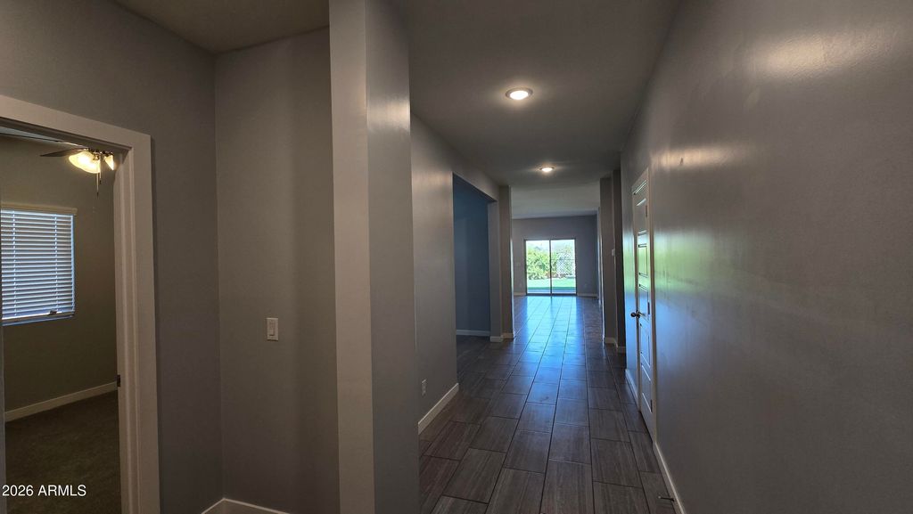 2590 N COOLIDGE Avenue, Casa Grande, AZ 85122 — photo 4